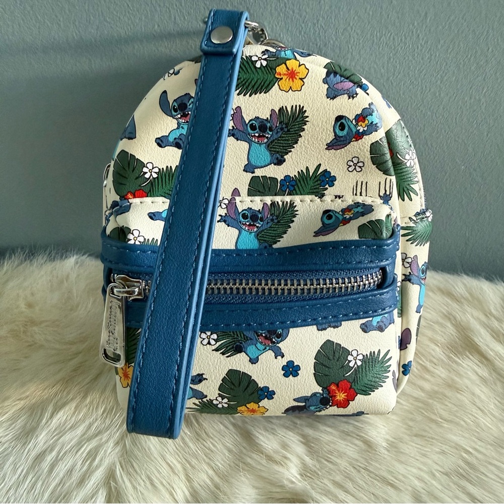 Disney Parks Loungefly Lilo & Stitch Belt Bag Wristlet